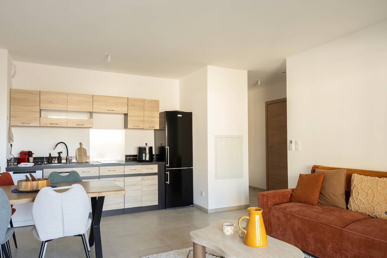 Apartamento entero, Le Cocon d'Orezza - Appart Climatisé avec Balcon in Folelli, Penta-di-Casinca