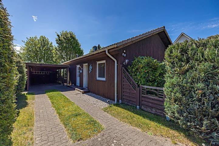 Ferienhaus für 4 Personen, mit Terrasse und Garten in Steinbergkirche