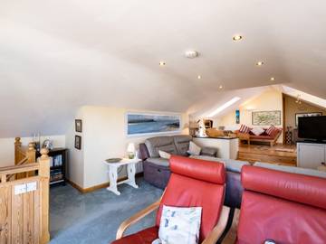 Holiday Home for 7 People in Polzeath, Cornwall, Photo 3