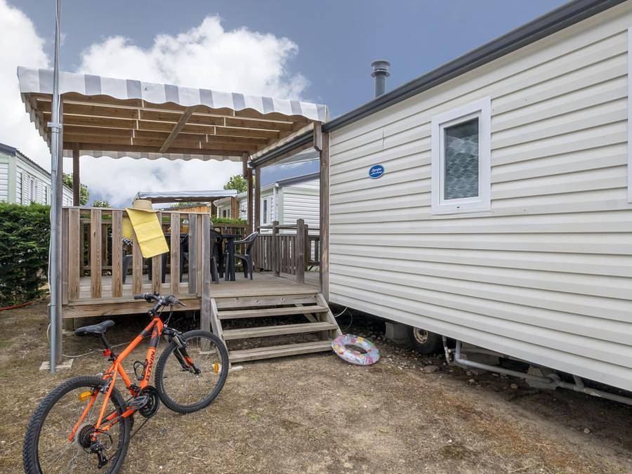 Camping La Parée du Both - Mobilhome 4 personnes - Mobil-home Economique 2 chambres 26m² 2/4 pers in Saint-Hilaire-de-Riez, Vendée