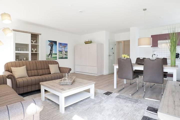 Ferienwohnung für 4 Personen, mit Balkon und Garten in Boltenhagen