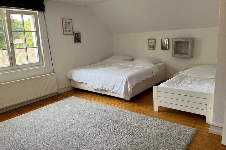 Haus in Köln Thielenbruch in Mülheim Köln, Cologne