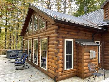 Log Cabin for 15 Guests in Beech Mountain, Watauga County, Picture 1