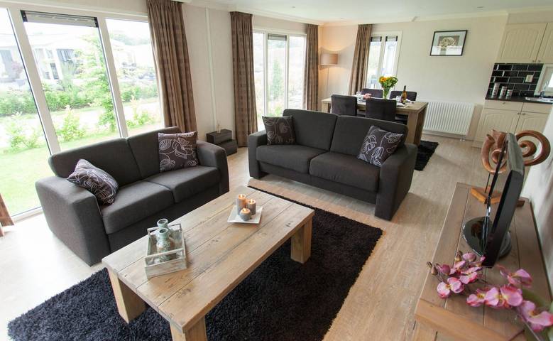 Ferienhaus für 4 Personen, mit Balkon/Terrasse und Terrasse sowie Garten