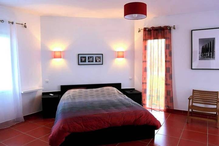 Location de vacances pour 10 personnes, avec jardin à Brach - 2