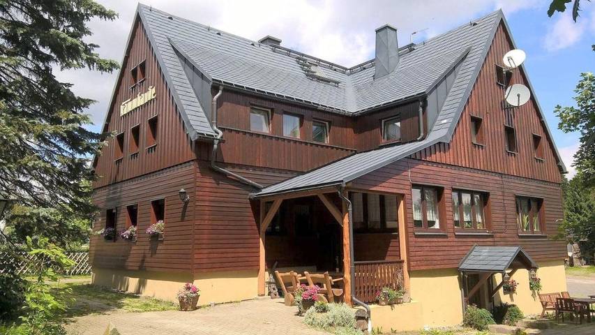 Ferienwohnung für 4 Personen, mit Garten in Hermsdorf