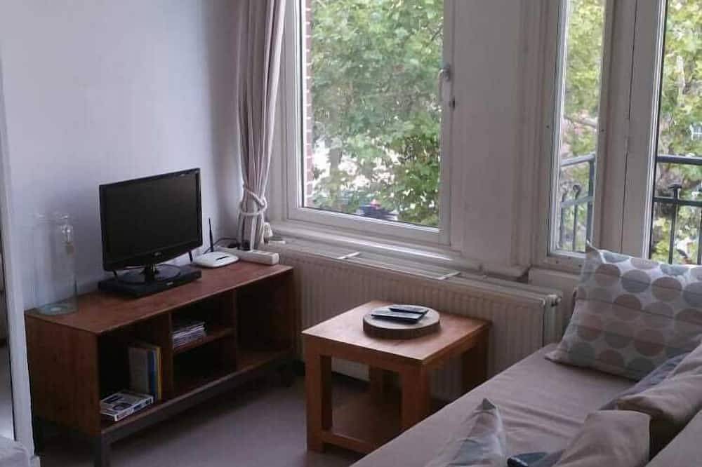 Entire apartment, Apartment in Rotterdam in Rotterdam, South Holland