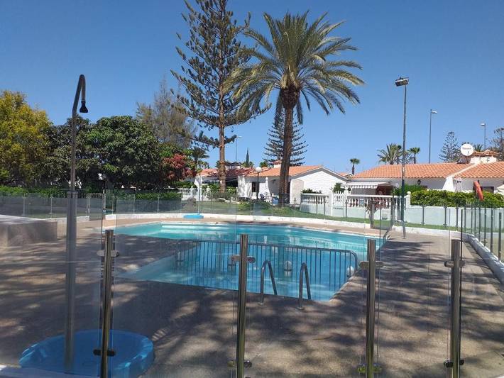 Vakantiehuis voor 4 personen, with tuin and zwembad as well as uitzicht, kindvriendelijk in Playa del Inglés