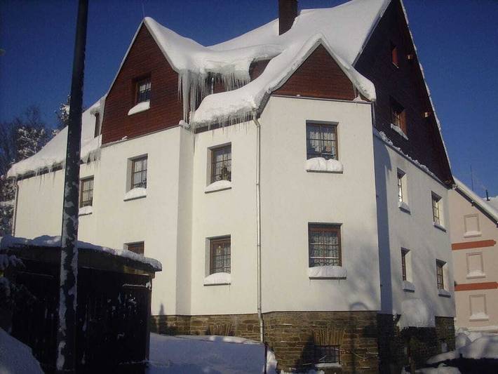 Ferienhaus für 4 Personen, mit Garten in Bärenstein