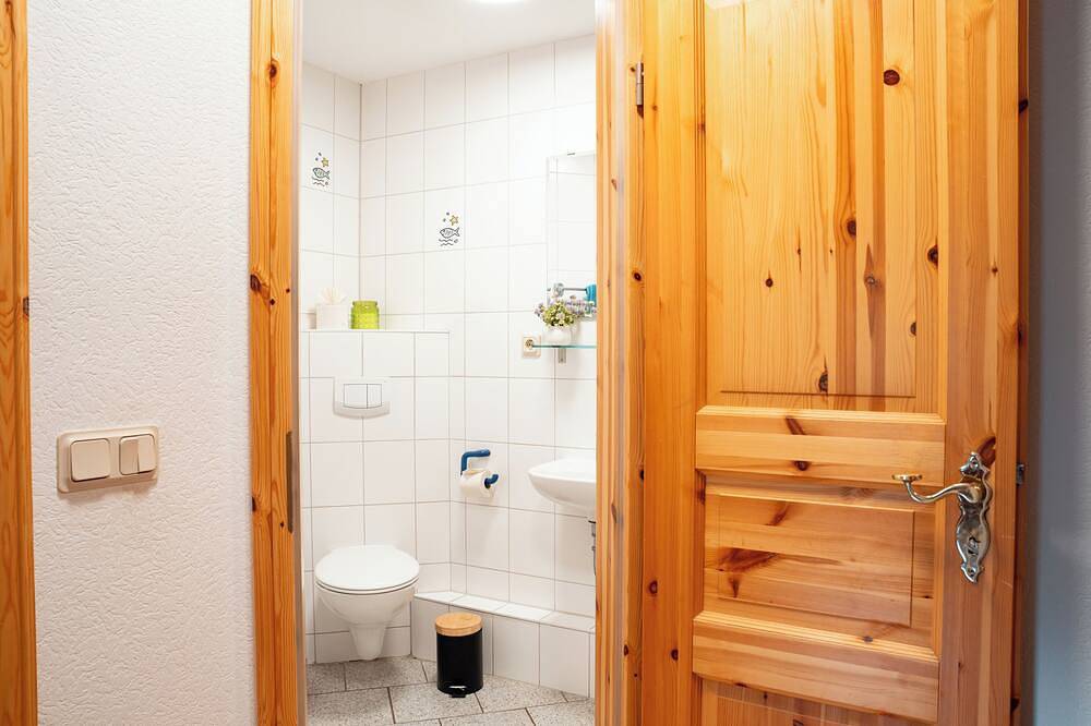 Ganze Wohnung, Ferienwohnung Waldblick im alten Forsthaus (Harz) in Elbingerode, Harzvorland