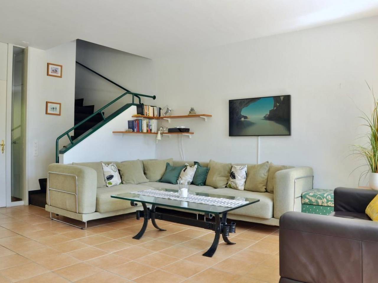 Ganze Wohnung, Navengana 4 mit Pool in Minusio, Tessiner Alpen