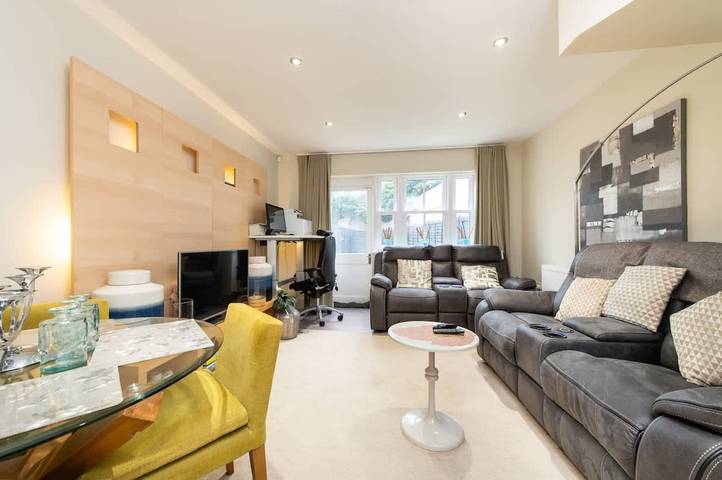Holiday rental for 8 people, with Garden in Leamington Spa