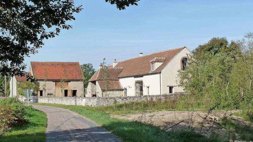 Ferme pour 11 personnes, avec jardin, animaux acceptés à Braize