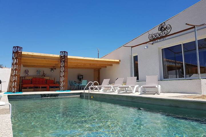 Location de vacances pour 6 personnes, avec terrasse et jardin, animaux acceptés à Montséret