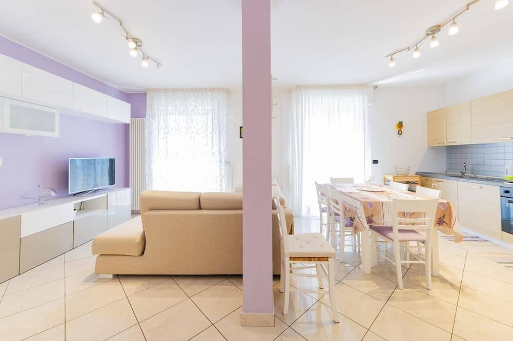 Ganze Wohnung, GuestHost - Schöne 80 qm Wohnung auf zwei Ebenen, perfekt für 2 Personen, im ersten Stock eines Doppelhauses Ohne Aufzug (Zugang über Treppen). Die Unterkunft befindet sich in San Martino, einem ruhigen und friedlichen Viertel, wo Sie in Penelope a mare, Pescara