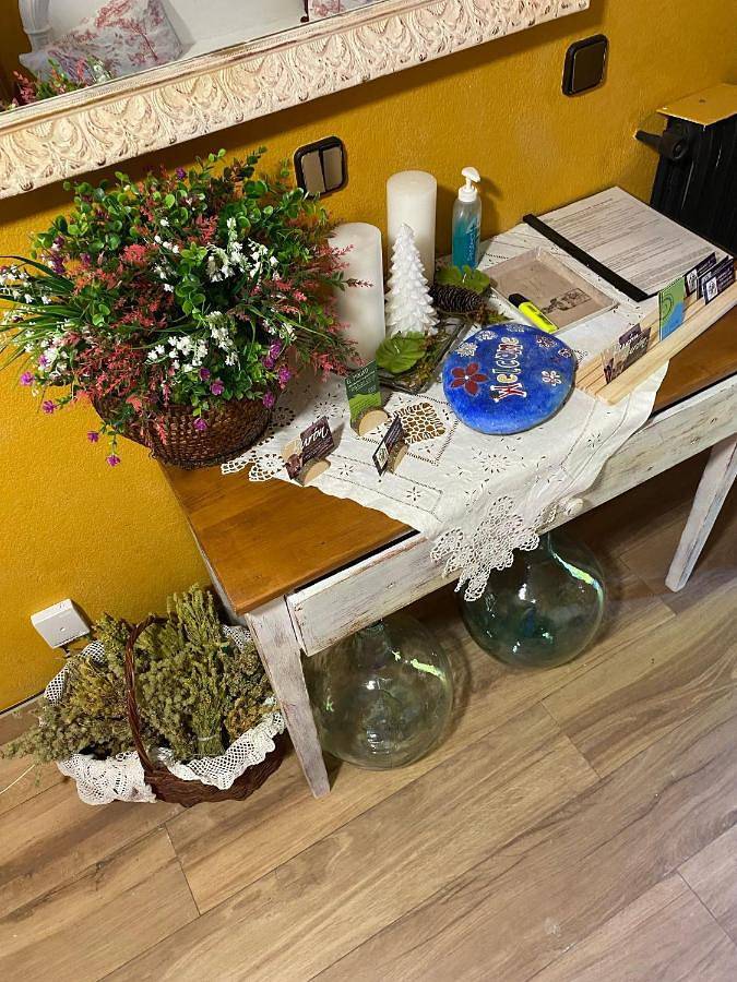 Casa de vacaciones para 8 personas, con vistas al lago además de vistas y jardín, Se admiten mascotas en Parque Regional de la Montaña de Riaño y Mampodre - 2