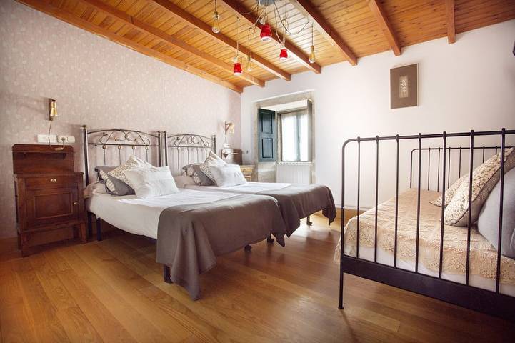 Gîte pour 22 personnes, avec balcon ainsi que jacuzzi et jardin, animaux acceptés à Ames - 4