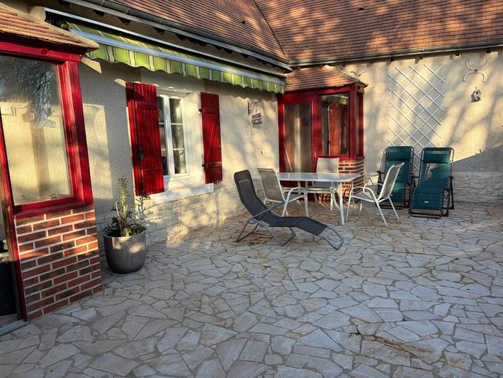 Location de vacances pour 6 personnes, avec vue et jardin, animaux acceptés à Graçay - 3