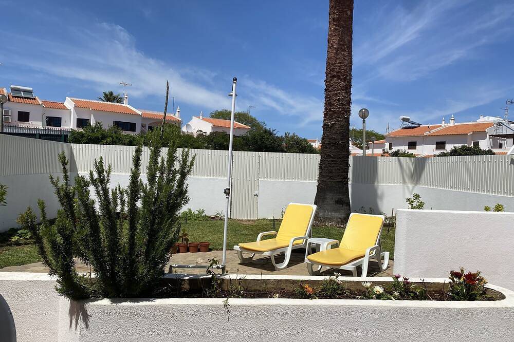 Sonnige Villa in Altura Strand, Garten, Wifi, Klimaanlage, Erdgeschoss in Altura, Faro Distrikt