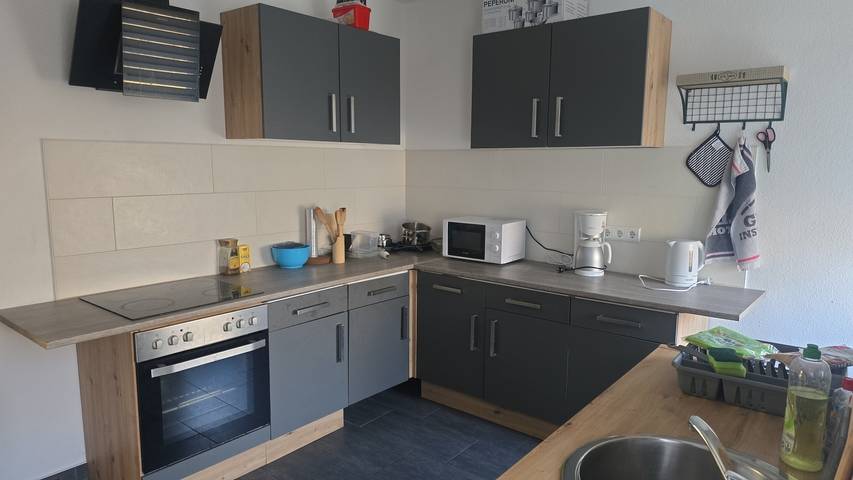 Ganze Ferienwohnung, Schöne Vollausgestattete Monteurs- Gästewohnung nähe Raffinerie Leuna  und Geiseltalsee / 0305 in Braunsbedra, Saale-Unstrut