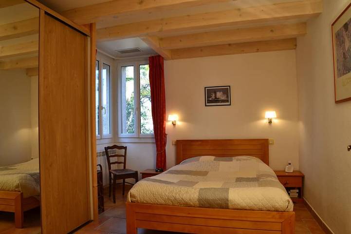 Villa classée 4 étoiles, mer, ville et gares à 7 minutes à pied, garage, clim... in Saint-Raphaël, Côte méditerranéenne (France)