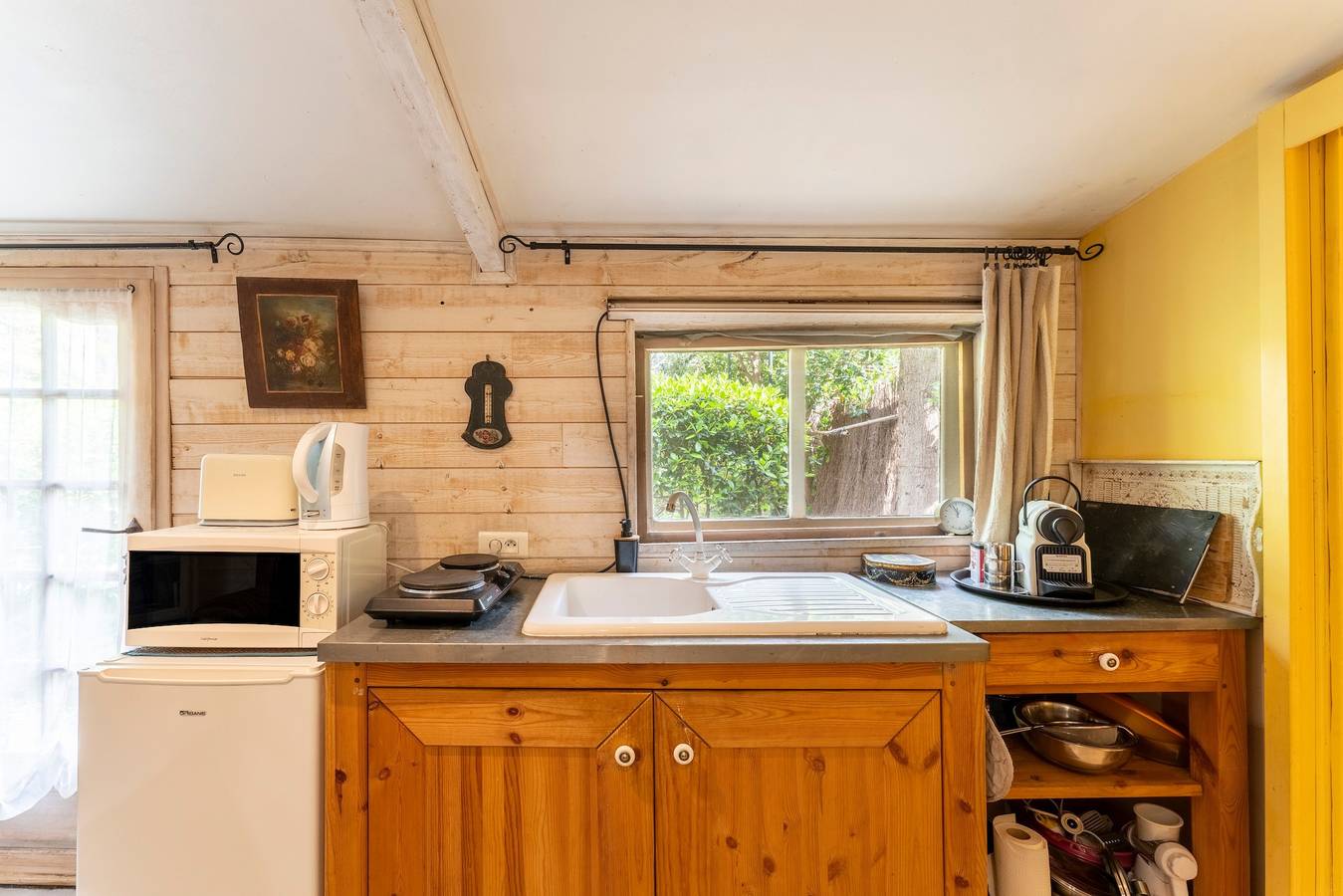 Appartement 'Studio De Charme À Avignon' met Privézwembad, Privétuin en Wi-Fi, foto 6