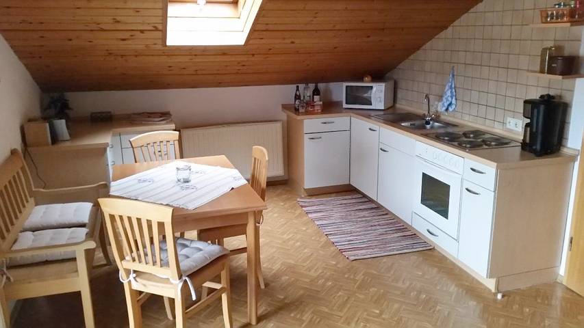 Ferienwohnung für 2 Personen, mit Balkon/Terrasse und Balkon sowie Garten in Westböhmen