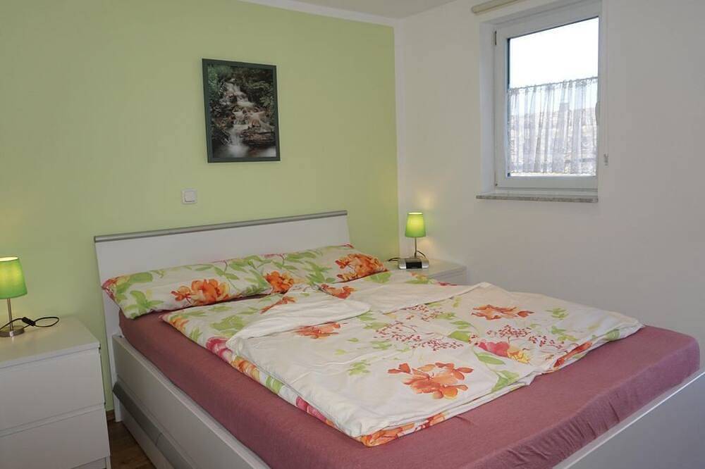 Ganze Wohnung, Ferienwohnung Am alten Holzweg in Lahn-Taunus