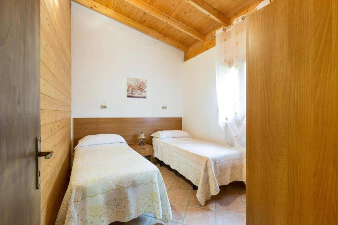 Bungalow 'Agriturismo Alimini-  3' with Private Terrace, Wi-Fi and Air Conditioning in Frassanito, Lecce Province