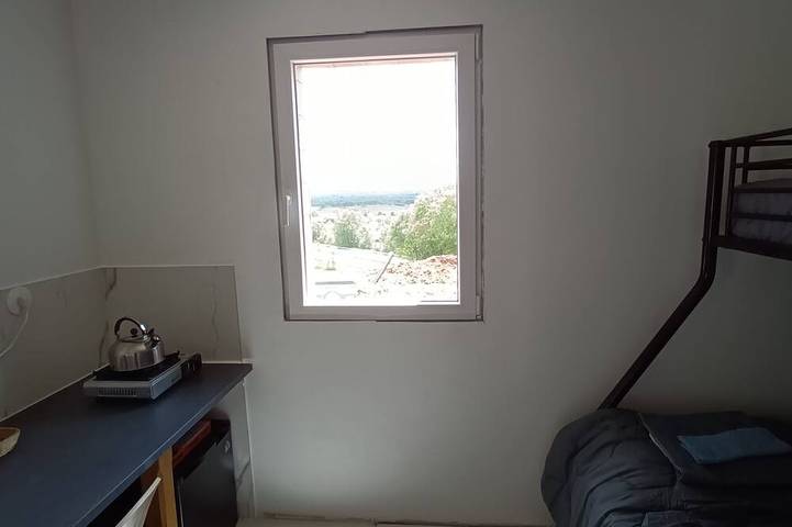 Gîte pour 3 personnes, avec jardin et terrasse, animaux acceptés dans L'Hôpital-du-Grosbois