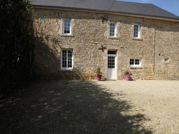 Gîte pour 8 personnes, avec jardin, animaux acceptés dans Orglandes