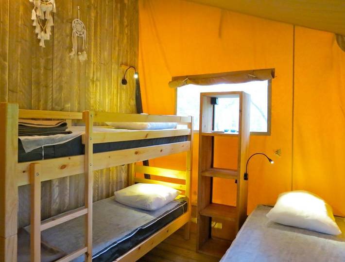 Location de vacances pour 6 personnes, avec jardin et piscine ainsi que vue et bassin pour enfant, animaux acceptés à Menglon - 2