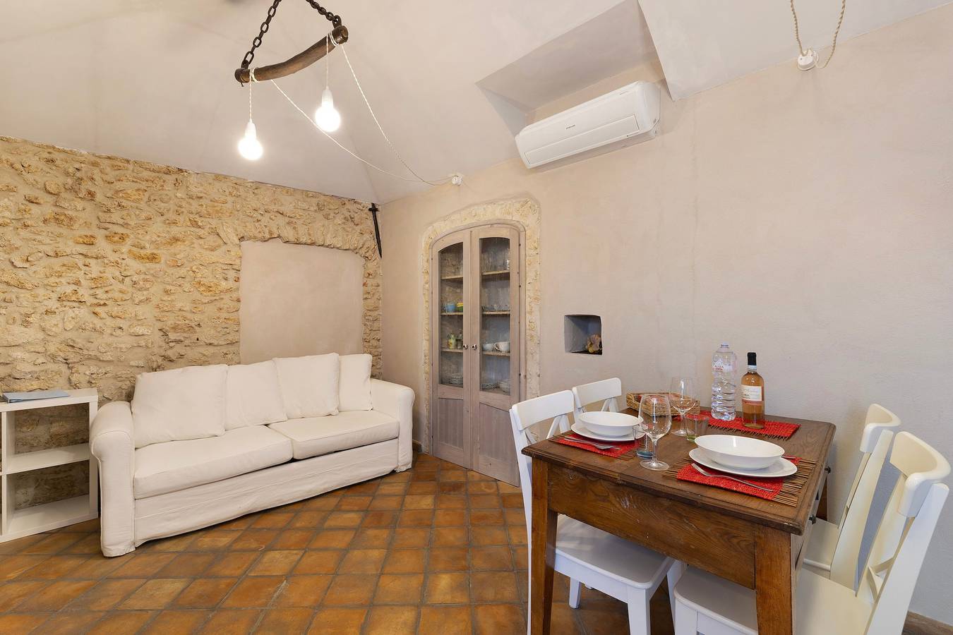 Ganze Wohnung, Ferienwohnung "Casa Virginia - Corbezzolo" mit Gemeinschaftspool & Wlan in Boragni, Orco Feglino