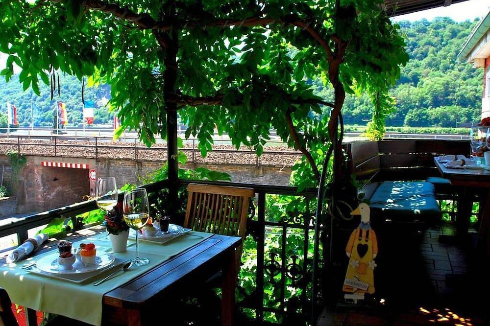 Hotel & Restaurant \"Zum Turm\" - Einzelzimmer, Dusche, Wc in Kaub, Mittelrhein