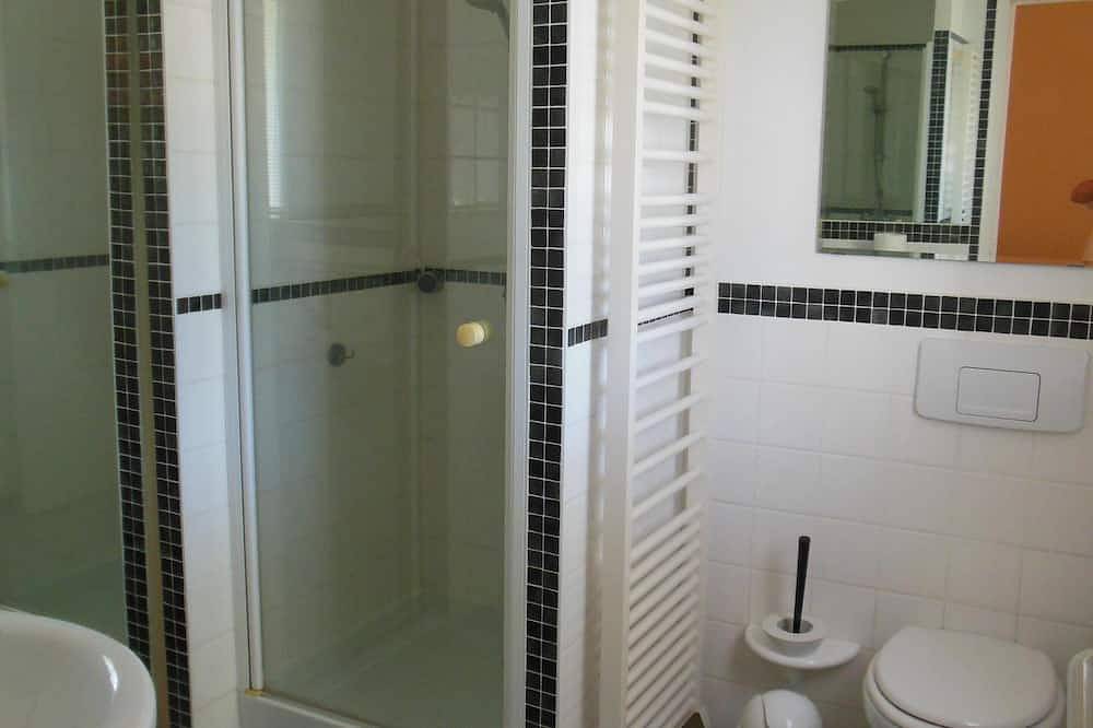 Detached house with 1 floor and garden in Le Thoronet, Draguignan region