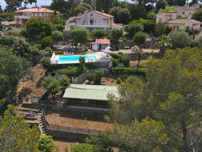 Villa for 10 personer, Terrasse og Hage i tillegg til Badebasseng og Utsikt i Biot