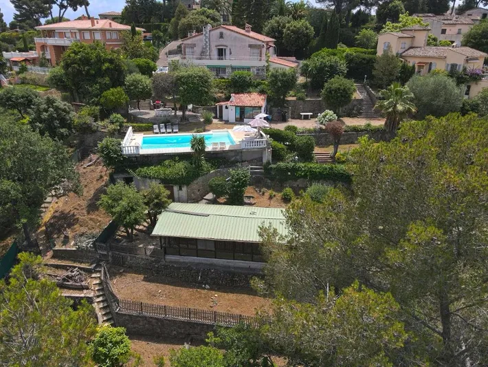 Chalet para 10 personas, con piscina y jardín además de vistas y terraza - 1