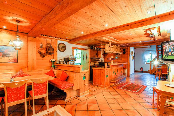 Ferienhaus für 14 Personen, mit Whirlpool und Terrasse sowie Sauna in Sankt Gallenkirch - 4