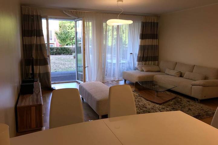 Ferienwohnung für 5 Personen, mit Terrasse und Garten in Friedrichshain Berlin