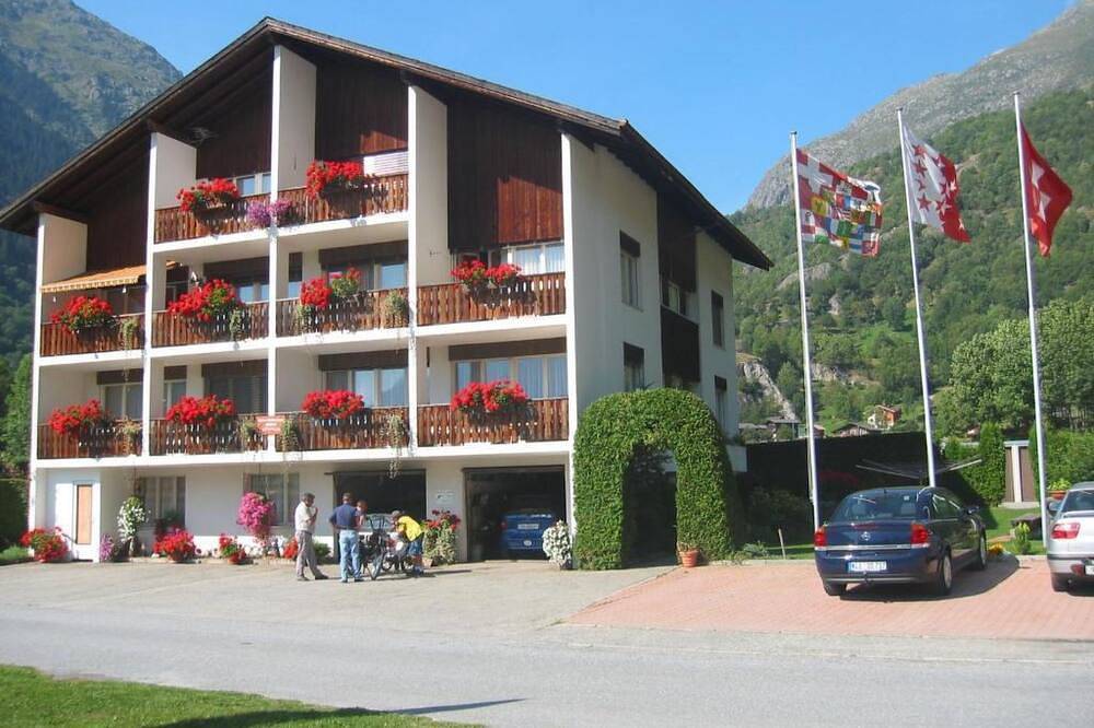 Ganze Wohnung, Casa Yolanda 2. Og Süd by Interhome in Fieschertal, Aletsch Arena