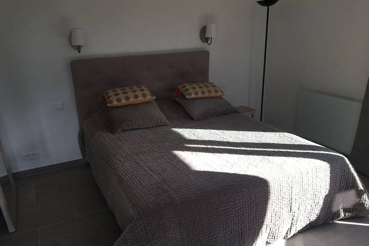 Location de vacances pour 10 personnes, avec jardin à Bargemon - 3