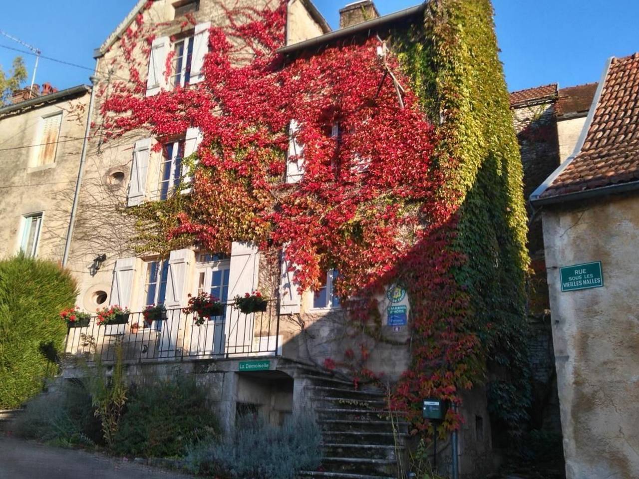 Charmantes Haus aus dem 18. Jahrhundert mit Parkplatz und Garten in Aignay-le-Duc, Montbard und Umgebung