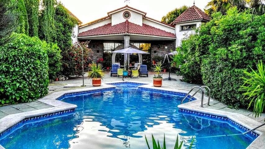 Location de vacances pour 10 personnes, avec piscine et balcon à Santa Amalia - 2