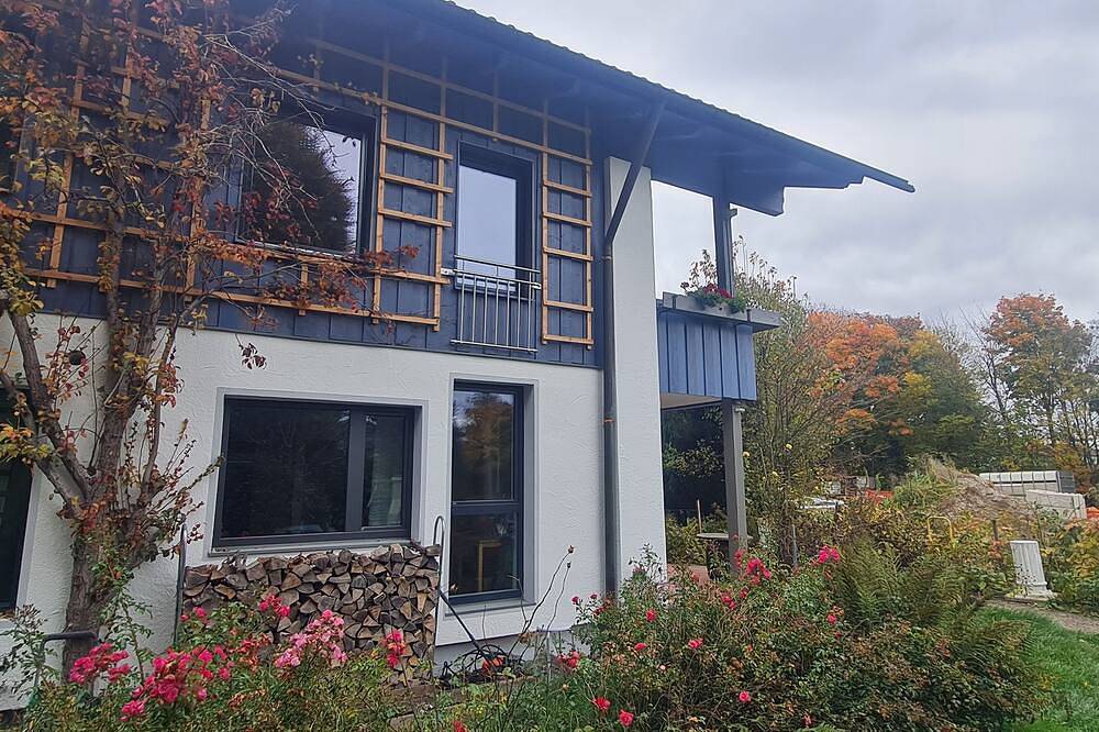 Ganze Wohnung, Erweiterbar mit Südbalkon in Rosenheim, Oberbayern