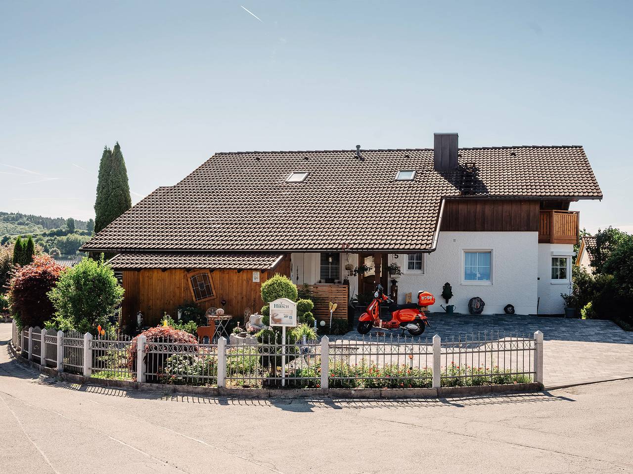 Apartamento inteiro, Appartements Hirsch - Ferienwohnung I (30qm) in Bad Birnbach, Bayerische Golf und Thermenland