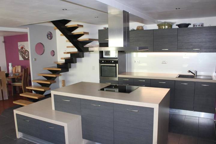 Maison de vacances pour 8 personnes, avec terrasse et piscine