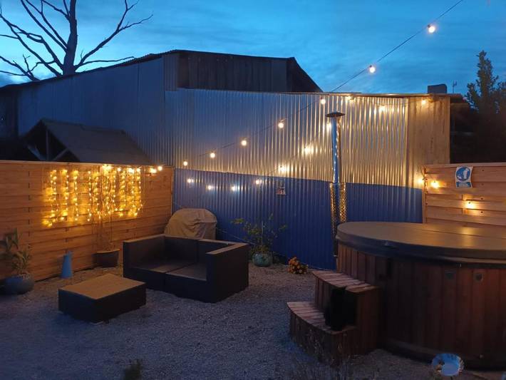 Gîte pour 4 personnes, avec jardin et jacuzzi, adapté aux familles à Saint-Léger-Magnazeix