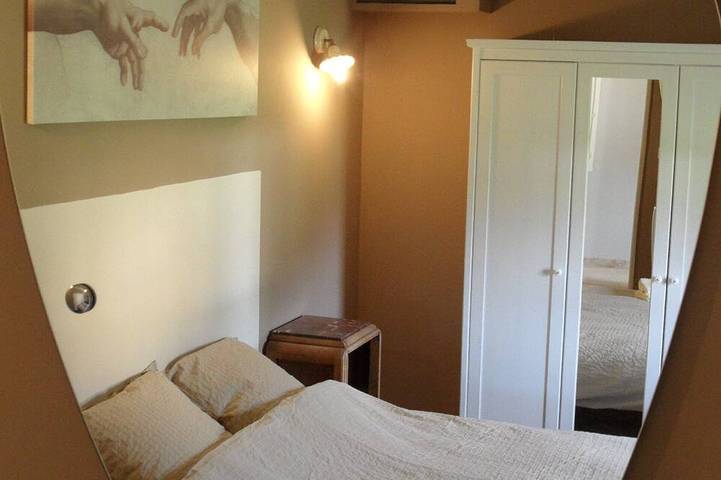 Gîte pour 5 personnes, avec terrasse ainsi que piscine et jacuzzi dans le Luberon - 3