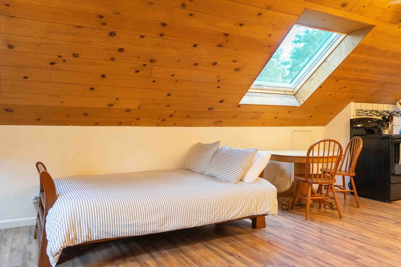 Entire apartment, Hawks Nest in Shaver Lake in Shaver Lake, Kings Canyon National Park