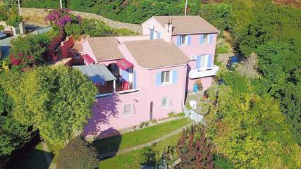 Gîte pour 2 personnes, avec jardin et vue à Biguglia
